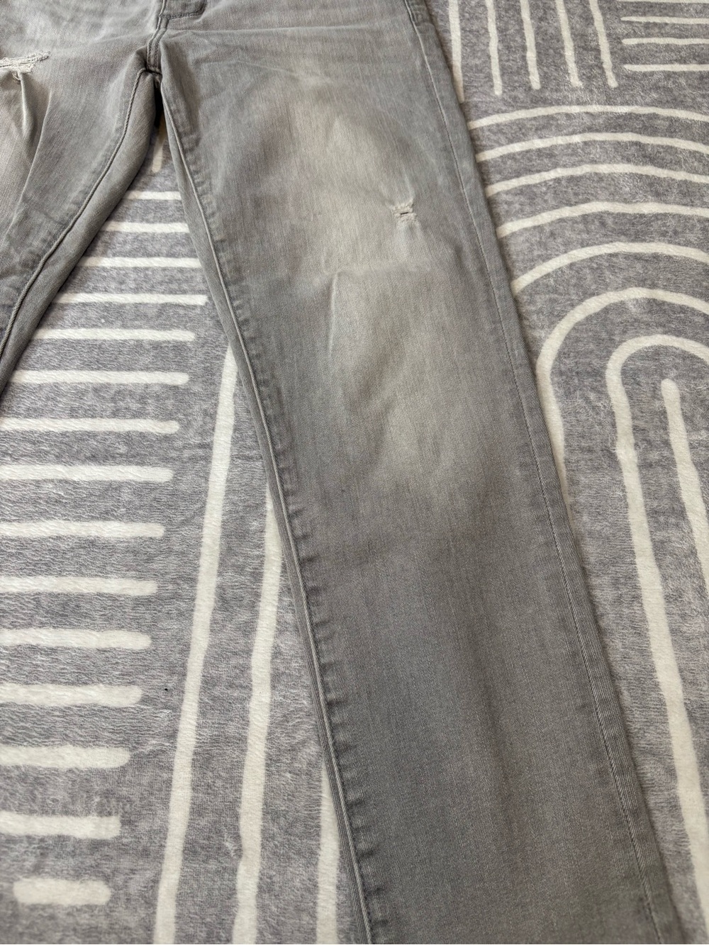 Banana Republic Jeans, Light Gray Skinny Ankle, Subtle Distress Denim, 30x26 - Picture 6 of 11